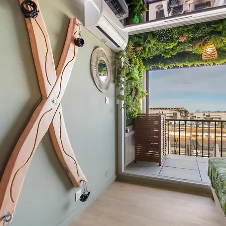 Jungle House Heliopolis 아파트 아그