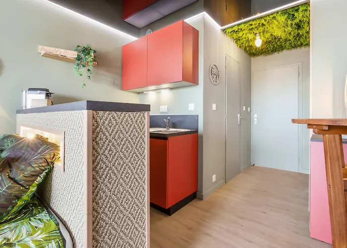 Jungle House Heliopolis 아파트 아그